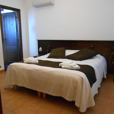 Bed & Breakfast Giardini Di Marzo Lecce Exteriör bild