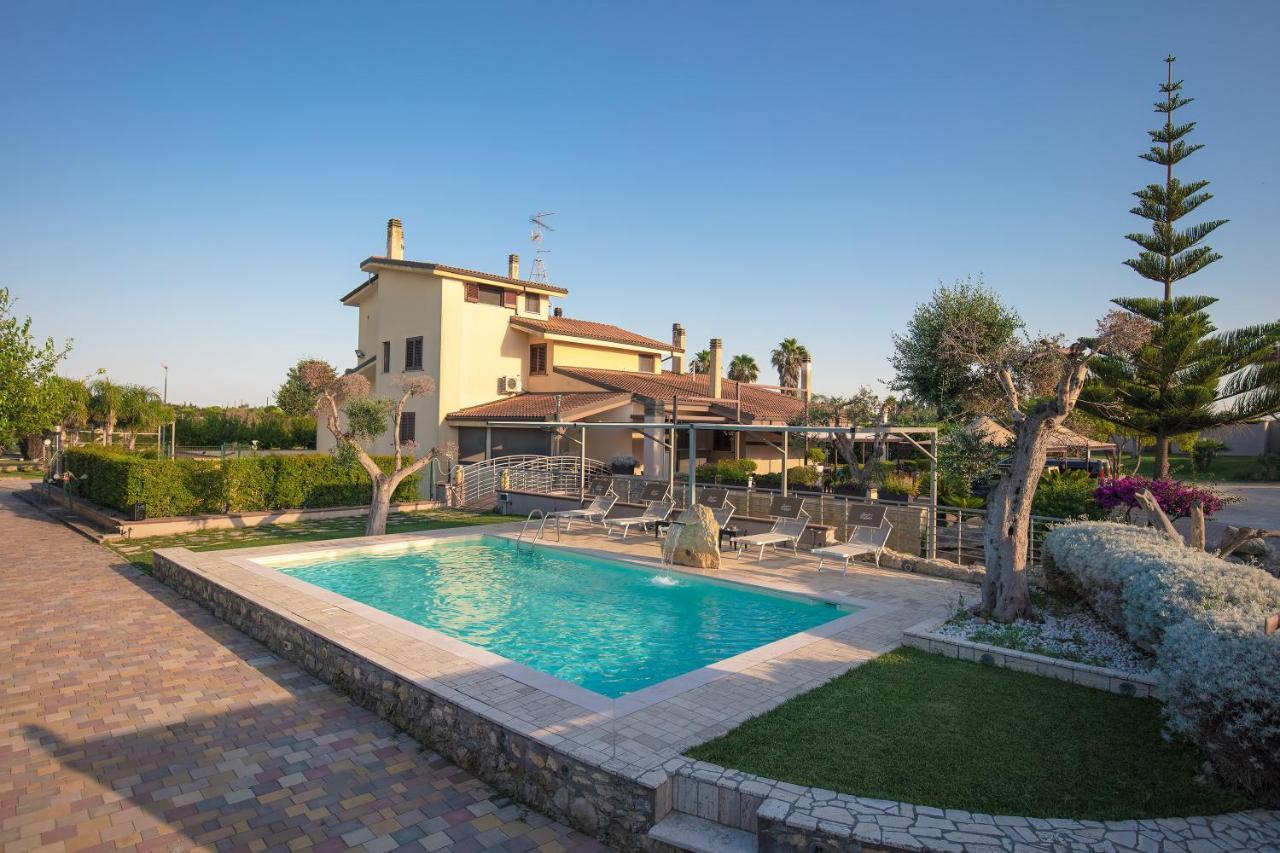 Bed & Breakfast Giardini Di Marzo Lecce Exteriör bild