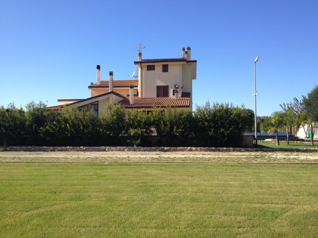 Bed & Breakfast Giardini Di Marzo Lecce Exteriör bild