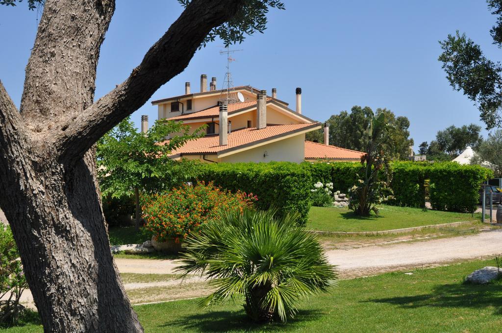 Bed & Breakfast Giardini Di Marzo Lecce Exteriör bild