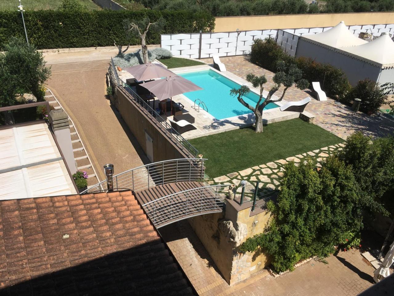 Bed & Breakfast Giardini Di Marzo Lecce Exteriör bild
