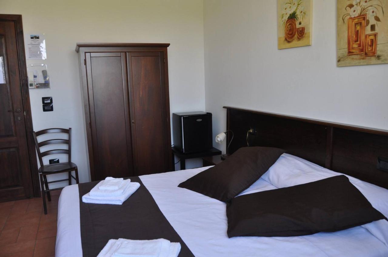 Bed & Breakfast Giardini Di Marzo Lecce Exteriör bild