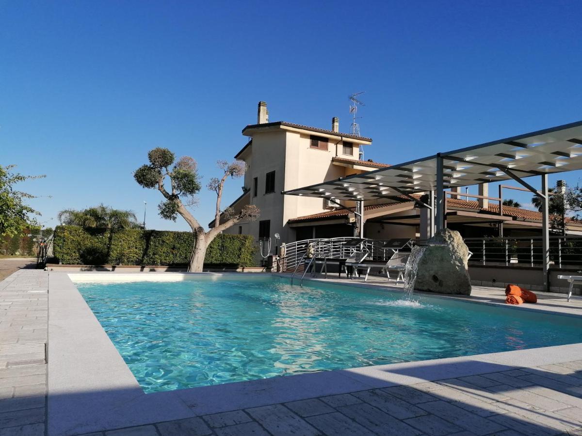 Bed & Breakfast Giardini Di Marzo Lecce Exteriör bild
