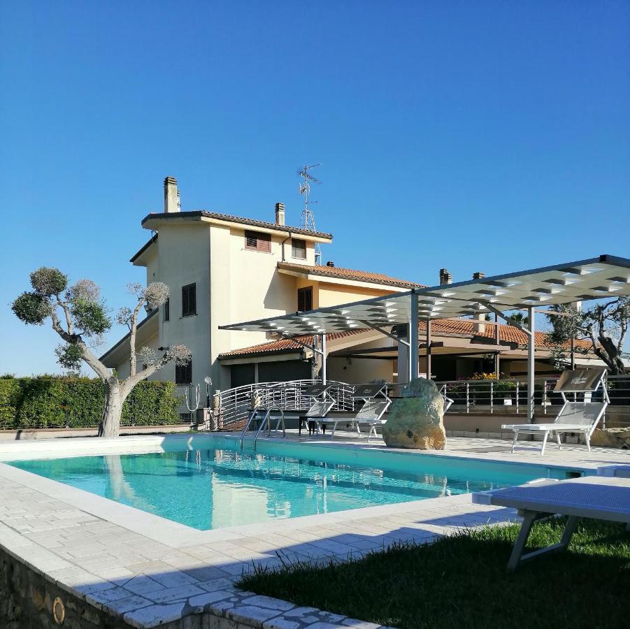 Bed & Breakfast Giardini Di Marzo Lecce Exteriör bild